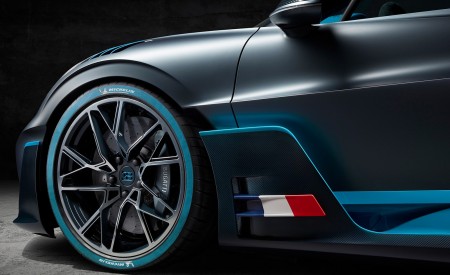 2019 Bugatti Divo Wheel Wallpapers 450x275 (23)