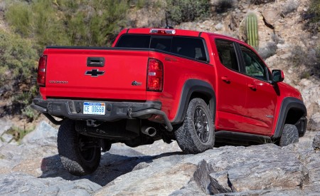 2019 Chevrolet Color:ado ZR2 Bison Rear Wallpapers 450x275 (8)