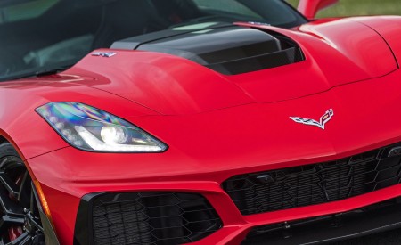 2019 Chevrolet Corvette ZR1 Front Bumper Wallpapers 450x275 (110)