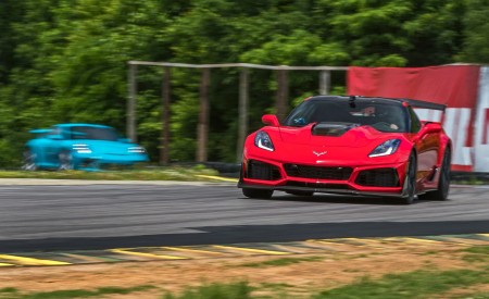 2019 Chevrolet Corvette ZR1 Front Wallpapers 450x275 (88)
