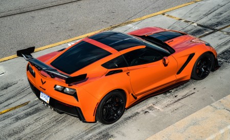 2019 Chevrolet Corvette ZR1 Rear Three-Quarter Wallpapers 450x275 (24)