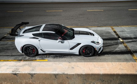 2019 Chevrolet Corvette ZR1 Side Wallpapers 450x275 (60)