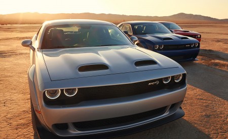 2019 Dodge Challenger SRT Hellcat Redeye Front Wallpapers 450x275 (29)