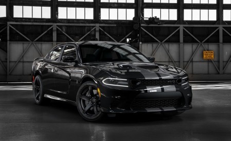 2019 Dodge Charger SRT Hellcat Front Three-Quarter Wallpapers 450x275 (12)
