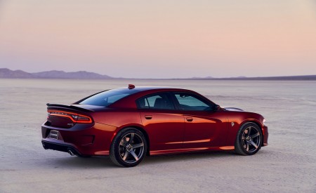 2019 Dodge Charger SRT Hellcat Rear Three-Quarter Wallpapers 450x275 (3)