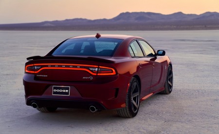 2019 Dodge Charger SRT Hellcat Rear Three-Quarter Wallpapers 450x275 (4)