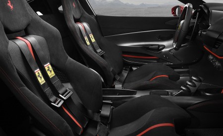 2019 Ferrari 488 Pista Interior Seats Wallpapers 450x275 (61)