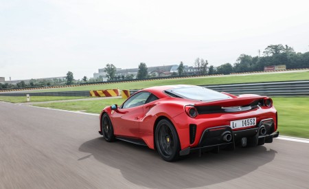 2019 Ferrari 488 Pista Rear Three-Quarter Wallpapers 450x275 (41)