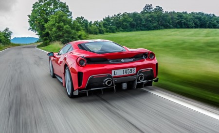 2019 Ferrari 488 Pista Rear Three-Quarter Wallpapers 450x275 (16)