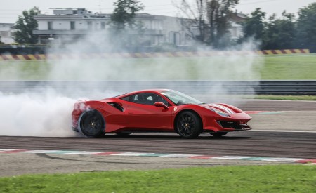 2019 Ferrari 488 Pista Side Wallpapers 450x275 (13)