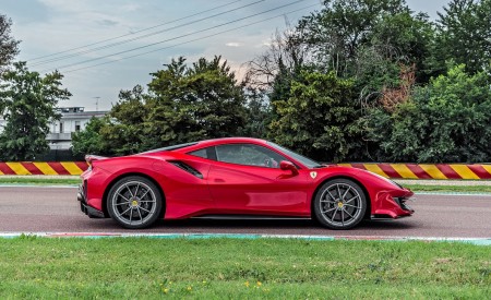 2019 Ferrari 488 Pista Side Wallpapers 450x275 (8)