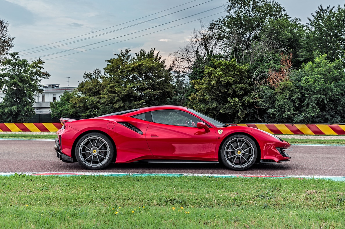 2019 Ferrari 488 Pista Side Wallpapers (8)