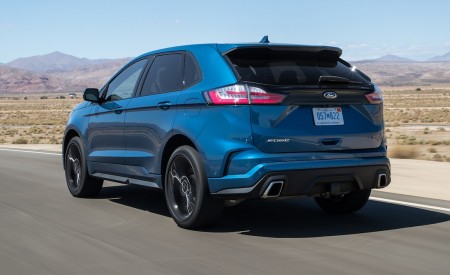 2019 Ford Edge ST Rear Three-Quarter Wallpapers 450x275 (23)