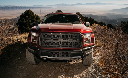 2019 Ford F-150 Raptor Front Wallpapers 450x275 (33)