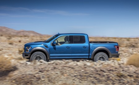 2019 Ford F-150 Raptor Side Wallpapers 450x275 (49)