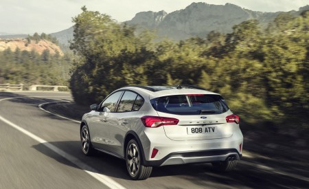 2019 Ford Focus Active Rear Wallpapers 450x275 (57)