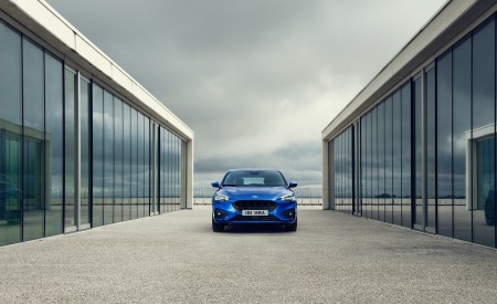 2019 Ford Focus Hatchback ST-Line Front Wallpapers 450x275 (20)