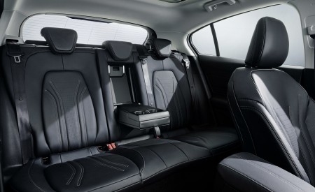 2019 Ford Focus Hatchback Vignale Interior Rear Seats Wallpapers 450x275 (46)
