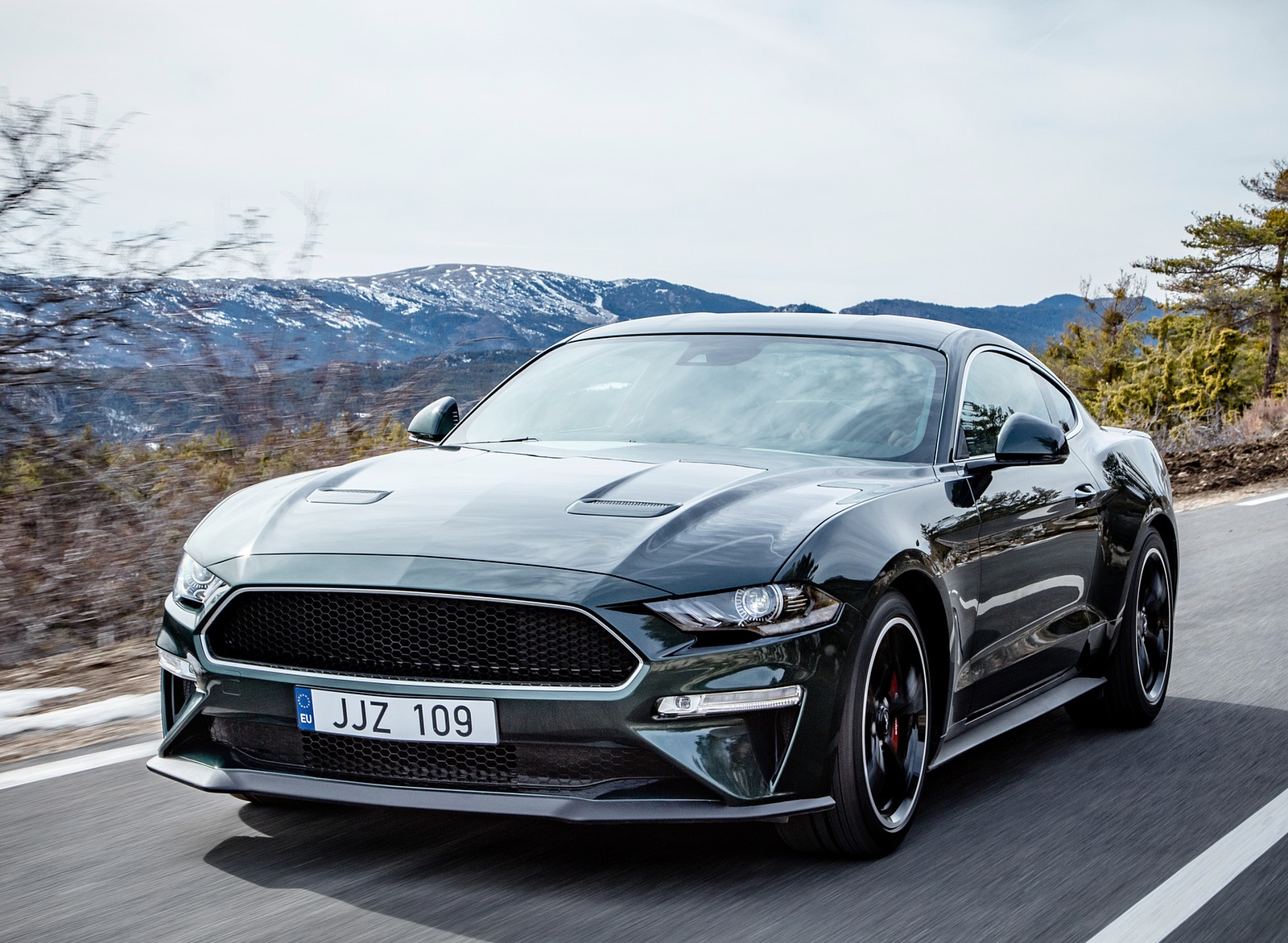 2019 Ford Mustang Bullitt (Euro-Version) Front Three-Quarter Wallpapers (2)