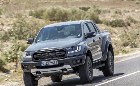2019 Ford Ranger Raptor (Color: Conquer Grey) Front Three-Quarter Wallpapers 450x275 (14)
