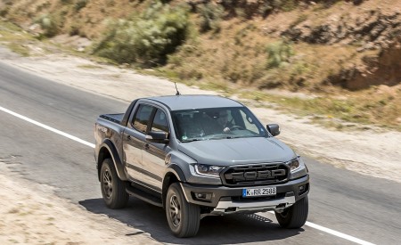 2019 Ford Ranger Raptor (Color: Conquer Grey) Front Three-Quarter Wallpapers 450x275 (6)