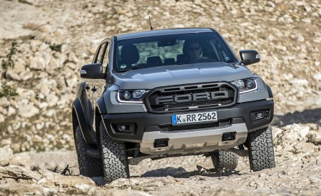 2019 Ford Ranger Raptor (Color: Conquer Grey) Off-Road Wallpapers 450x275 (36)