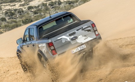 2019 Ford Ranger Raptor (Color: Conquer Grey) Off-Road Wallpapers 450x275 (45)