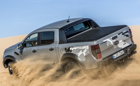 2019 Ford Ranger Raptor (Color: Conquer Grey) Off-Road Wallpapers 450x275 (35)
