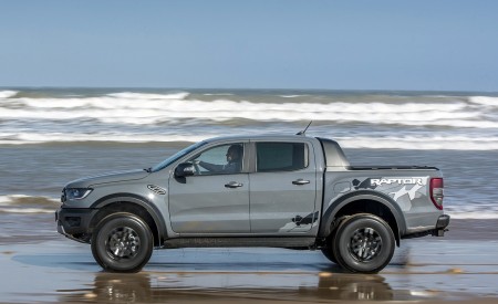 2019 Ford Ranger Raptor (Color: Conquer Grey) Side Wallpapers 450x275 (50)