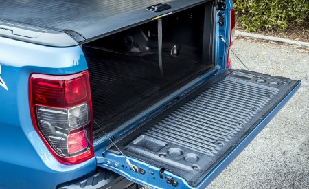 2019 Ford Ranger Raptor (Color: Performance Blue) Detail Wallpapers 450x275 (151)
