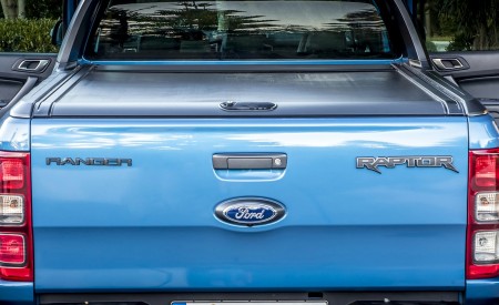 2019 Ford Ranger Raptor (Color: Performance Blue) Detail Wallpapers 450x275 (144)