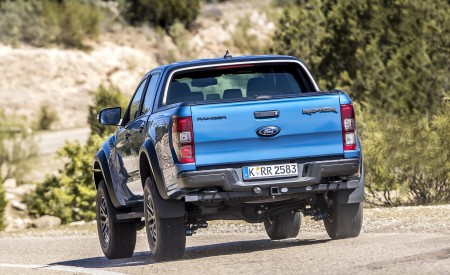2019 Ford Ranger Raptor (Color: Performance Blue) Rear Wallpapers 450x275 (108)