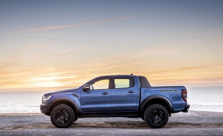 2019 Ford Ranger Raptor (Color: Performance Blue) Side Wallpapers 450x275 (138)