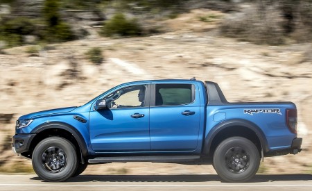2019 Ford Ranger Raptor (Color: Performance Blue) Side Wallpapers 450x275 (109)