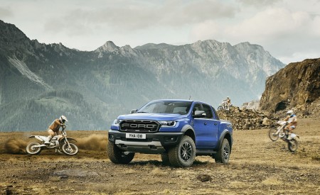 2019 Ford Ranger Raptor Front Three-Quarter Wallpapers 450x275 (174)