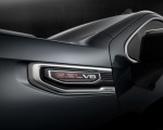 2019 GMC Sierra Denali Badge Wallpapers 150x120 (18)