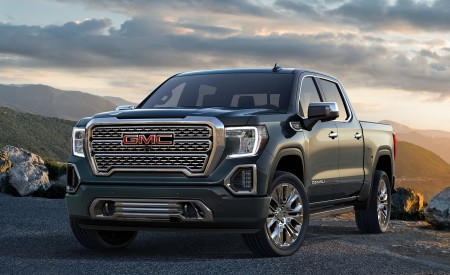 2019 GMC Sierra Denali Front Three-Quarter Wallpapers 450x275 (8)