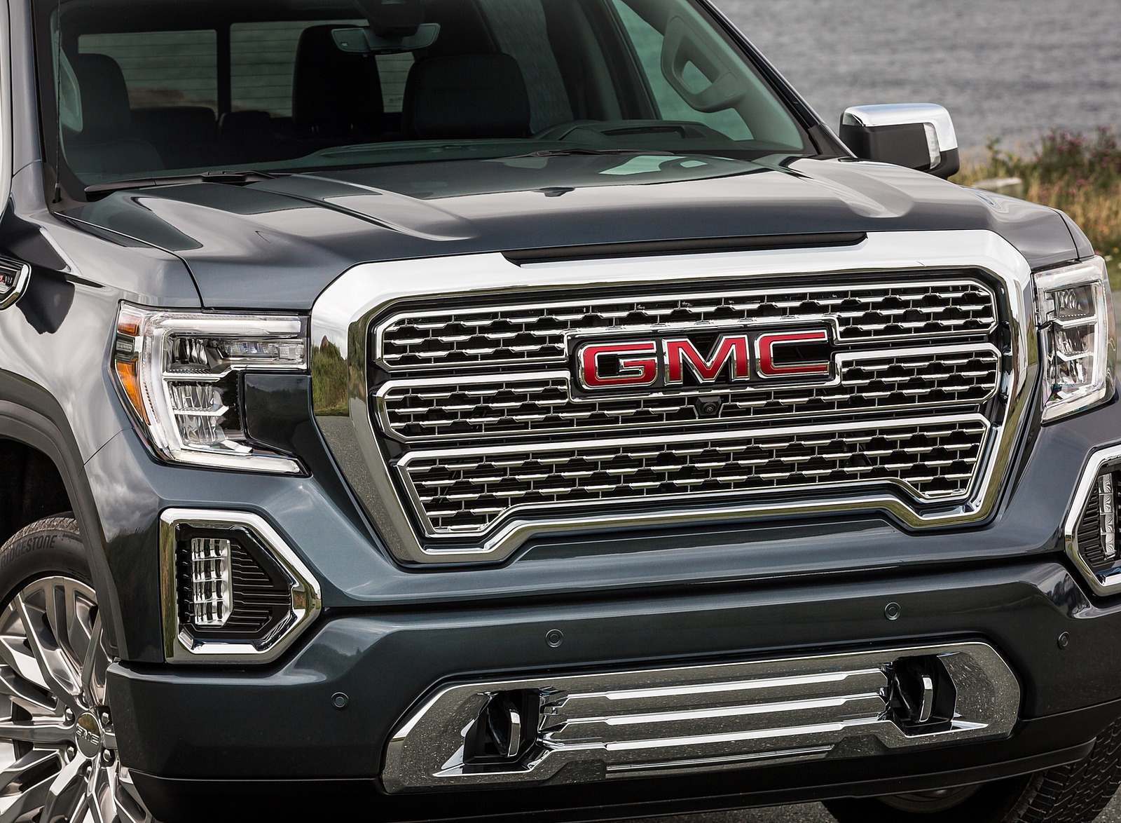 2019 GMC Sierra Denali Grill Wallpapers (15)