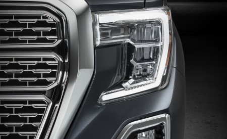2019 GMC Sierra Denali Headlight Wallpapers 450x275 (14)