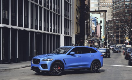 2019 Jaguar F-PACE SVR Front Three-Quarter Wallpapers 450x275 (64)