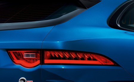 2019 Jaguar F-PACE SVR Tail Light Wallpapers 450x275 (92)
