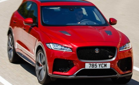 2019 Jaguar F-Pace SVR (Color: Firenze Red) Front Three-Quarter Wallpapers 450x275 (21)