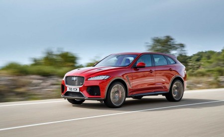 2019 Jaguar F-Pace SVR (Color: Firenze Red) Front Three-Quarter Wallpapers 450x275 (4)