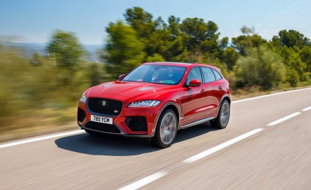 2019 Jaguar F-Pace SVR (Color: Firenze Red) Front Three-Quarter Wallpapers 450x275 (5)