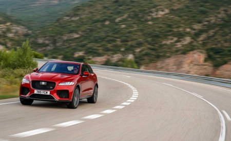 2019 Jaguar F-Pace SVR (Color: Firenze Red) Front Wallpapers 450x275 (25)