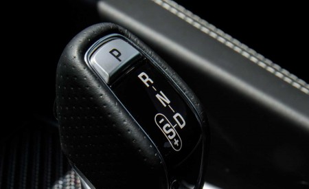 2019 Jaguar F-Pace SVR (Color: Firenze Red) Interior Detail Wallpapers 450x275 (51)