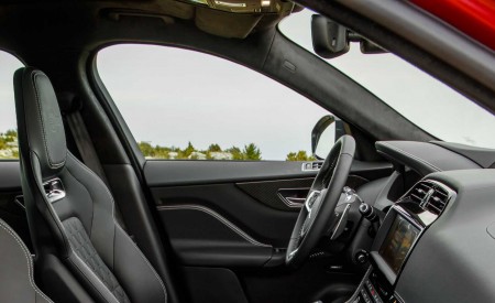 2019 Jaguar F-Pace SVR (Color: Firenze Red) Interior Wallpapers 450x275 (47)