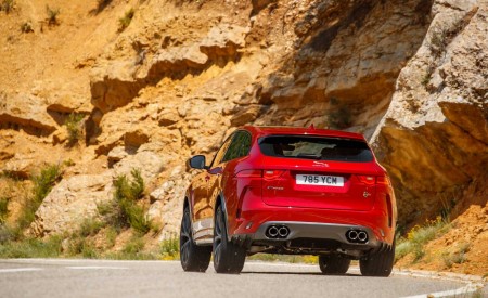 2019 Jaguar F-Pace SVR (Color: Firenze Red) Rear Wallpapers 450x275 (40)