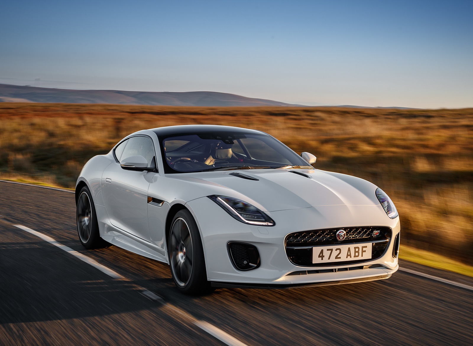 2019 Jaguar F-Type Chequered Flag Edition Front Wallpapers (1)