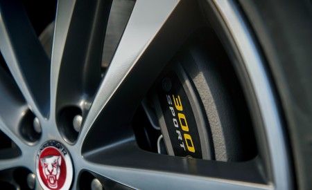 2019 Jaguar XE 300 SPORT Wheel Wallpapers 450x275 (13)